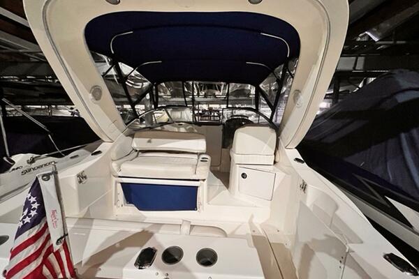 Holly Anne 29ft Bayliner Yacht For Sale