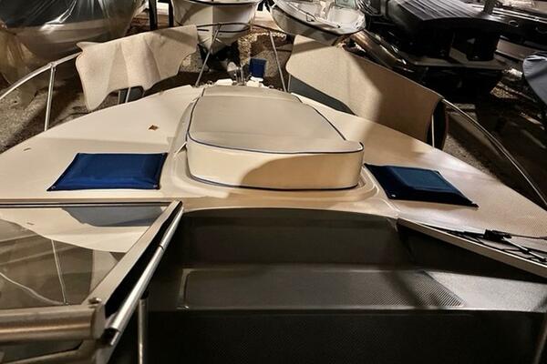 Holly Anne 29ft Bayliner Yacht For Sale
