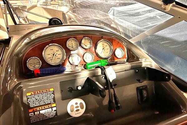 Holly Anne 29ft Bayliner Yacht For Sale