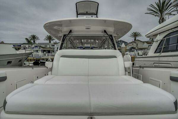 Everglades 435 Center Console Yacht For Sale