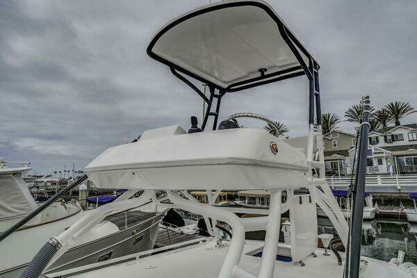 Everglades 435 Center Console Yacht For Sale