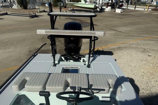 18ft Hell s Bay Yacht For Sale