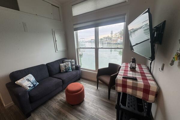 52ft Harbor Home Yacht For Sale