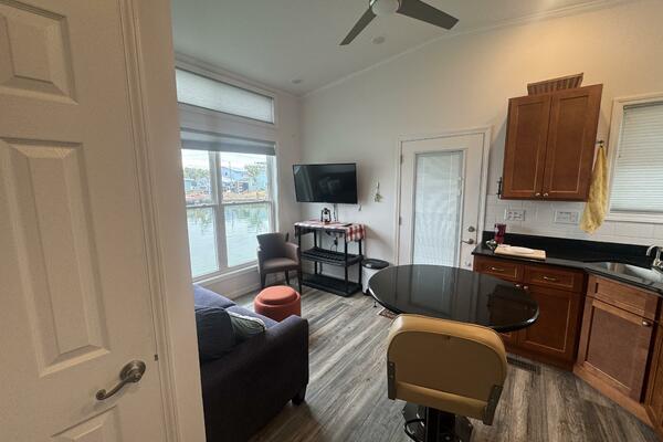 52ft Harbor Home Yacht For Sale