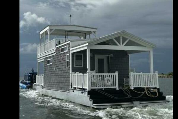 52ft Harbor Home Yacht For Sale