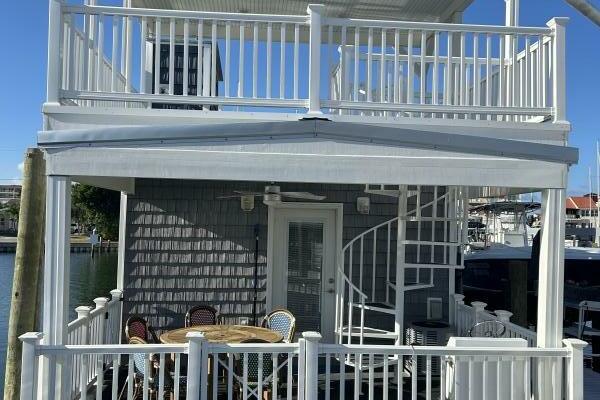 52ft Harbor Home Yacht For Sale