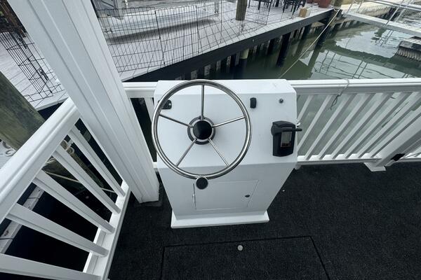 52ft Harbor Home Yacht For Sale