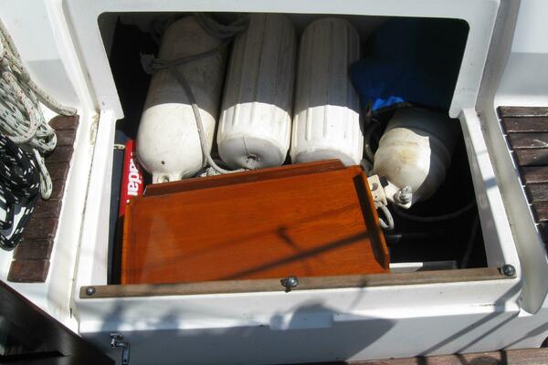 Yachtt 36ft Hunter Yacht For Sale