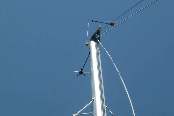 Photo of the 1995 Hunter Hunter 35.5 "Yachtt"