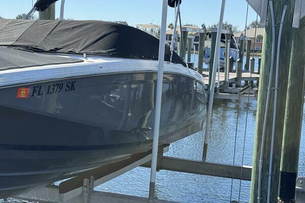 23ft Regal Yacht For Sale