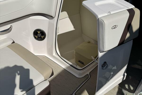 23ft Regal Yacht For Sale