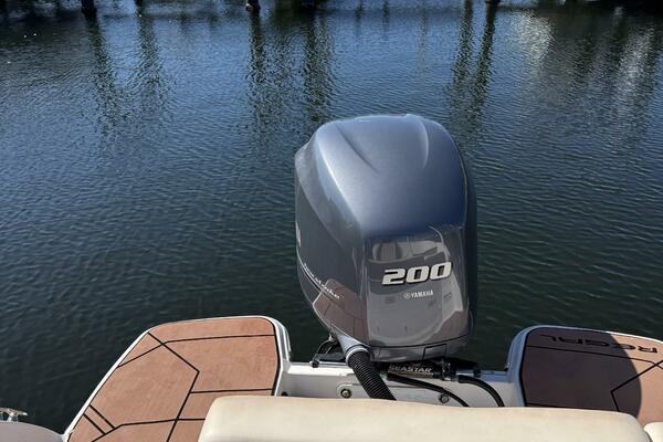 23ft Regal Yacht For Sale