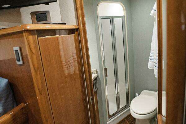 Viking Viking 66 Convertible Yacht For Sale