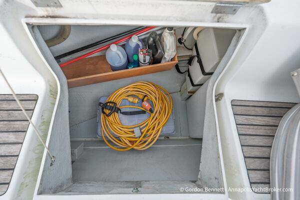 Opie Bea 37ft Jeanneau Yacht For Sale