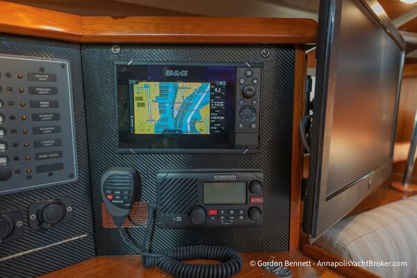 Opie Bea 37ft Jeanneau Yacht For Sale