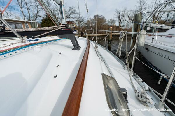 Opie Bea 37ft Jeanneau Yacht For Sale