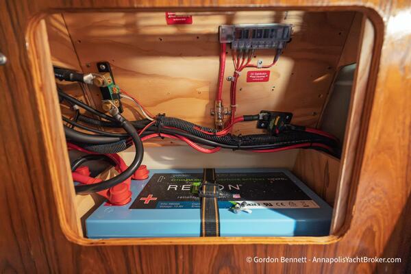 Opie Bea 37ft Jeanneau Yacht For Sale