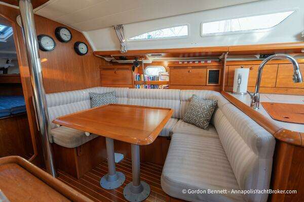 Jeanneau Sun Odyssey 37 Yacht For Sale
