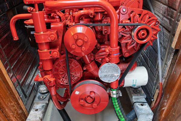 Opie Bea 37ft Jeanneau Yacht For Sale