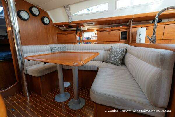 Jeanneau Sun Odyssey 37 Yacht For Sale