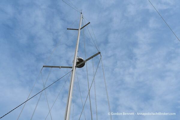 Opie Bea 37ft Jeanneau Yacht For Sale