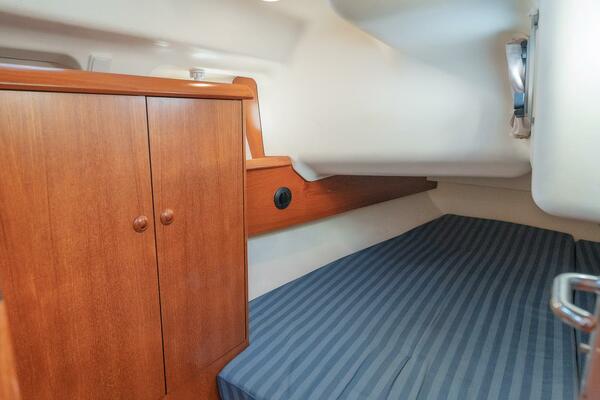 Opie Bea 37ft Jeanneau Yacht For Sale