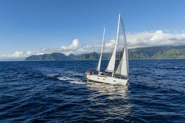 Amel 55 Yacht For Sale