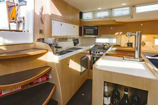 Amel 55 Yacht For Sale