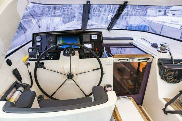 Amel 55 Yacht For Sale