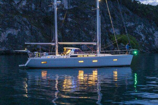 Amel 55 Yacht For Sale