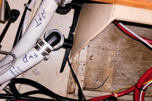 Delphina 55ft Waterline Yacht For Sale