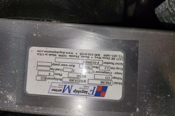 Delphina 55ft Waterline Yacht For Sale