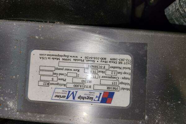 Waterline 55 Yacht For Sale