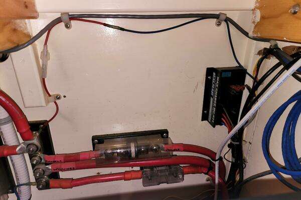 Waterline 55 Yacht For Sale