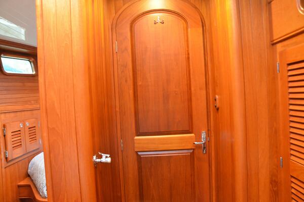 Delphina 55ft Waterline Yacht For Sale