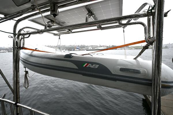 Delphina 55ft Waterline Yacht For Sale