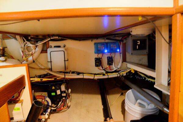 Waterline 55 Yacht For Sale