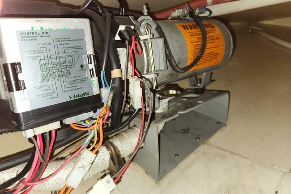 Delphina 55ft Waterline Yacht For Sale