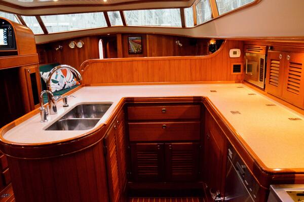 Delphina 55ft Waterline Yacht For Sale