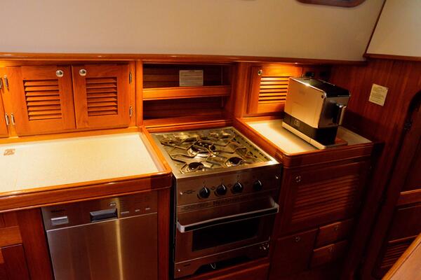 Delphina 55ft Waterline Yacht For Sale