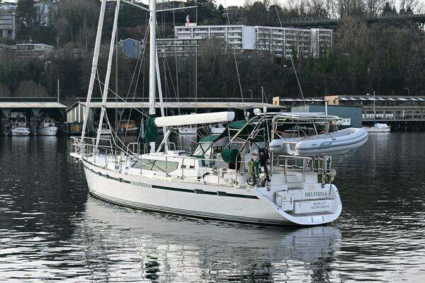 Waterline 55 Yacht For Sale