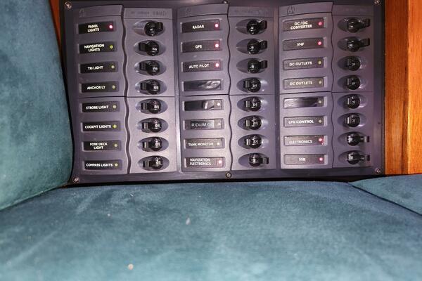 Delphina 55ft Waterline Yacht For Sale