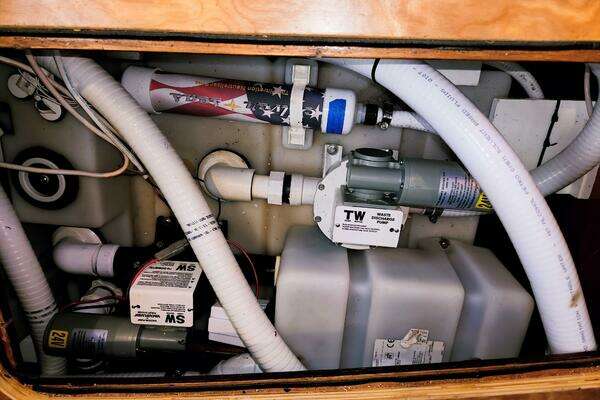 Waterline 55 Yacht For Sale