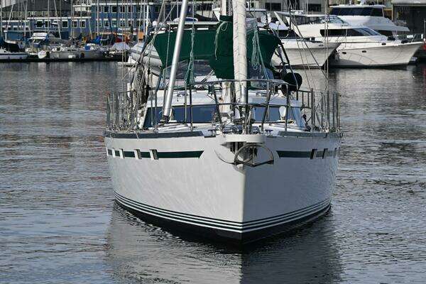 Waterline 55 Yacht For Sale