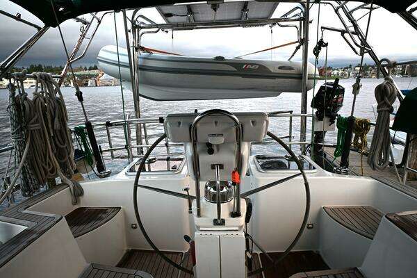 Waterline 55 Yacht For Sale