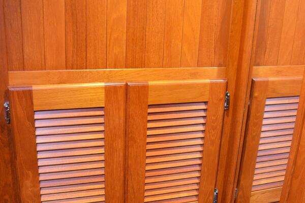 Waterline 55 Yacht For Sale