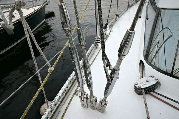 Waterline 55 Yacht For Sale