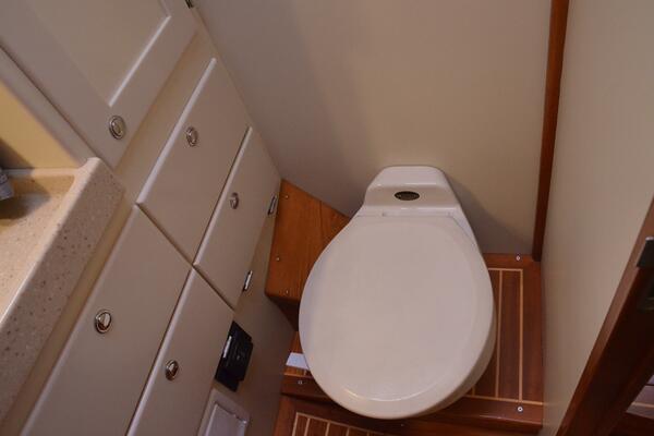 Delphina 55ft Waterline Yacht For Sale