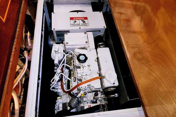 Waterline 55 Yacht For Sale