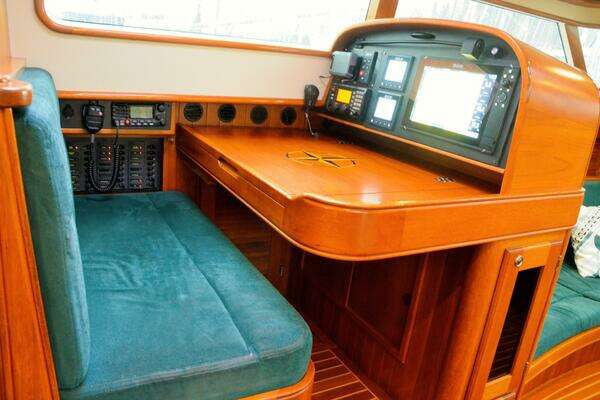 Waterline 55 Yacht For Sale